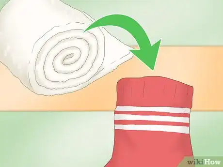 Image intitulée Recycle Your Socks Step 17