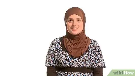 Image intitulée Put On a Hijab Step 16