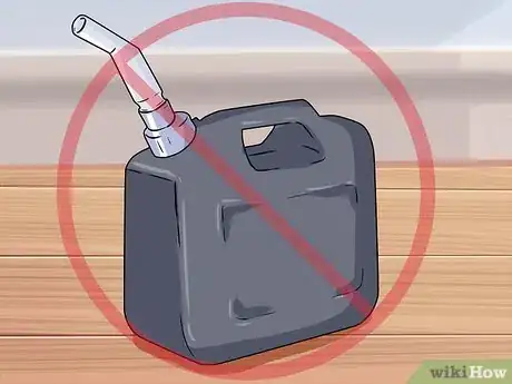 Image intitulée Help Someone Who Has Swallowed Gasoline Step 9