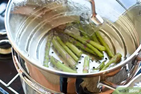 Image intitulée Cook Asparagus on the Stove Step 7