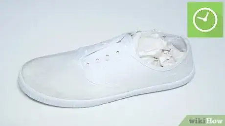 Image intitulée Clean White Vans Shoes Step 6