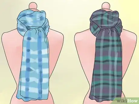 Image intitulée Wear a Burberry Scarf Step 3