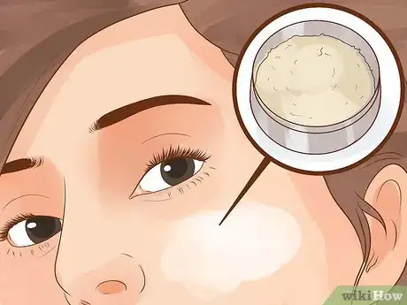 Image intitulée Stop an Oily Face Step 14