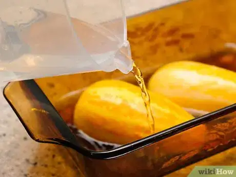 Image intitulée Cook Spaghetti Squash in Microwave Step 5