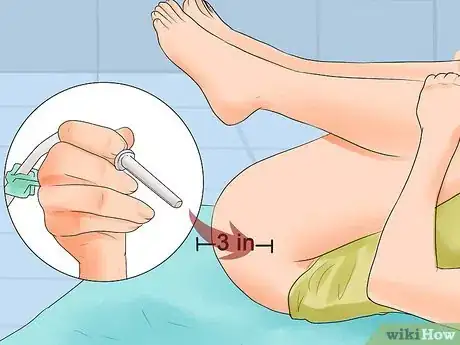 Image intitulée Perform an Enema at Home Step 10