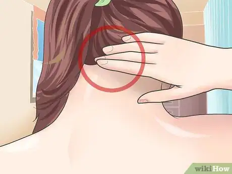 Image intitulée Use Acupressure Points for Migraine Headaches Step 6