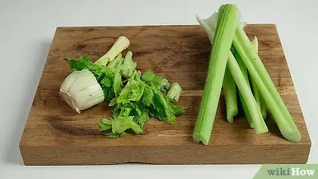 Image intitulée Make Celery Juice Step 1