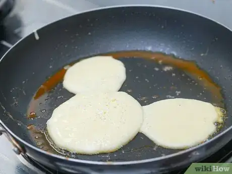 Image intitulée Make a Mickey Mouse Pancake Step 5