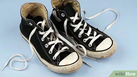 Image intitulée Clean Converse All Stars Step 12