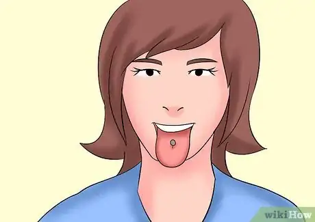 Image intitulée Brush Your Teeth with a Tongue Piercing Step 1