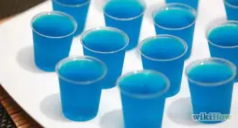 préparer des cocktails Jello Hawaïen bleus