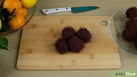 Image intitulée Eat a Rambutan Step 1