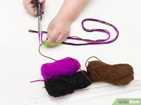 Image intitulée Make Bracelets out of Thread Step 19