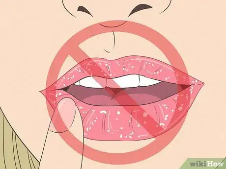 Image intitulée Make Your Lips Bigger Step 21