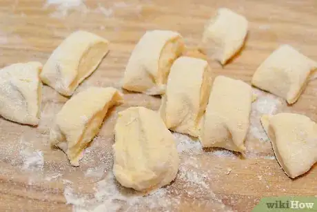 Image intitulée Make Guo Tie (Potstickers) Step 6