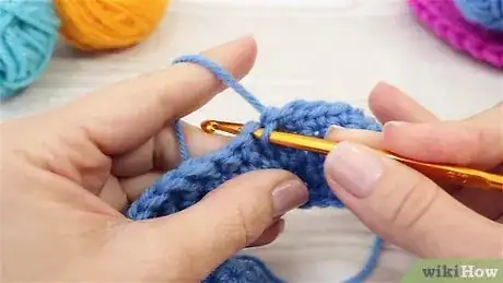 Image intitulée Single Crochet Step 1