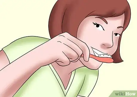 Image intitulée Brush Your Teeth with a Tongue Piercing Step 4