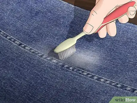Image intitulée Get Oil Stains Out of Jeans Step 8