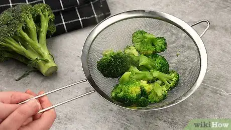 Image intitulée Cook Broccoli Step 11