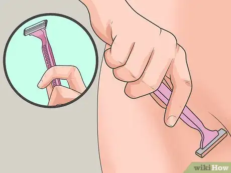 Image intitulée Shave Your Bikini Line Step 1