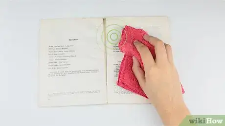 Image intitulée Repair a Wet Book Step 1
