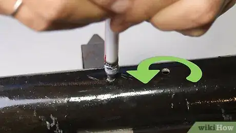 Image intitulée Unscrew a Screw Without a Screwdriver Step 21