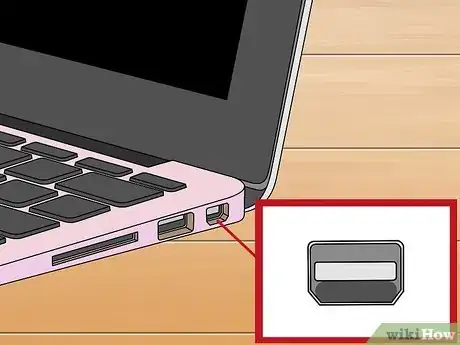 Image intitulée Connect a MacBook to a TV Step 1