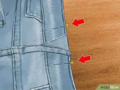 Image intitulée Stretch the Waist on Jeans Step 12
