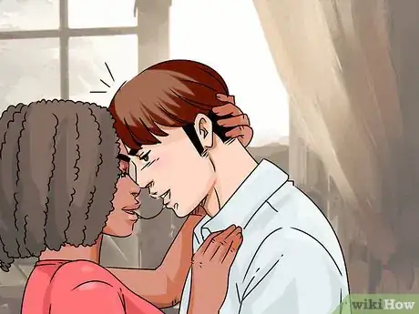 Image intitulée Turn a Guy on While Making Out Step 4