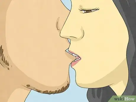 Image intitulée What Are Different Ways to Kiss Your Boyfriend Step 9