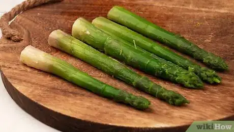 Image intitulée Boil Asparagus Step 1