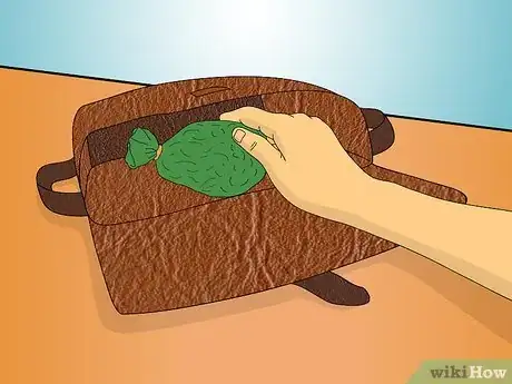 Image intitulée Remove Smell from an Old Leather Bag Step 27