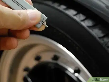 Image intitulée Know when Car Tires Need Replacing Step 4