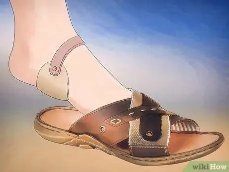 Image intitulée Make Sandals Comfortable Step 8