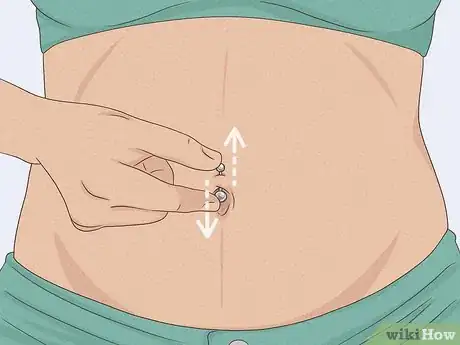Image intitulée Manage Belly Button Rings During Pregnancy Step 1