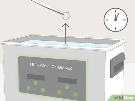 Image intitulée Safely Clean a Diamond Ring Step 13