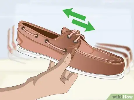 Image intitulée Remove Odor from Your Shoes with Baking Soda Step 2