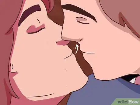 Image intitulée Kiss Your Girlfriend in Middle School Step 12