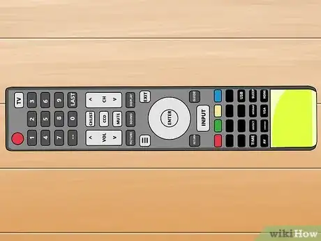 Image intitulée Find a Lost Television Remote Step 10