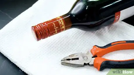 Image intitulée Open a Bottle of Wine Step 20