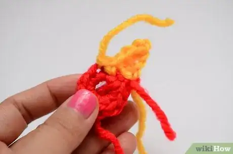 Image intitulée Crochet a Star Step 13