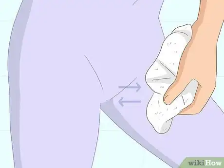 Image intitulée Shower While on Your Period Step 6