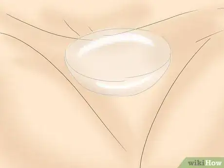 Image intitulée Take Out Contact Lenses Without Touching Your Eye Step 11