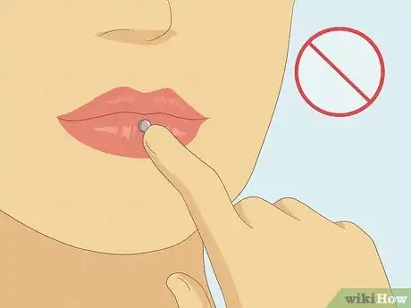 Image intitulée Take Care of a Lip Piercing Step 12