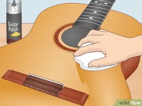 Image intitulée Clean a Guitar Step 10