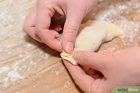 Image intitulée Make Guo Tie (Potstickers) Step 18