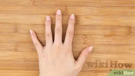 Image intitulée Apply Fake Nails Without Glue Step 18