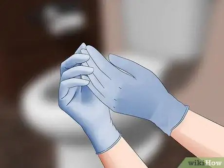 Image intitulée Clean a Ring in Toilet Bowl Step 12