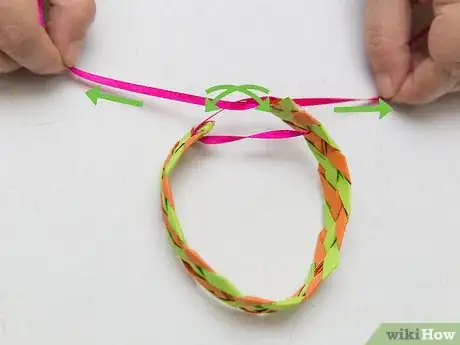 Image intitulée Make a Paper Bracelet Step 24