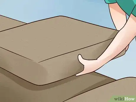 Image intitulée Clean and Maintain a Suede Couch Step 9